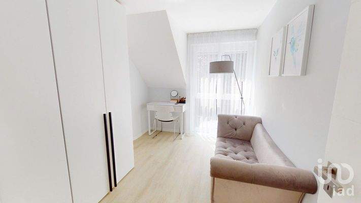 Arbeits oder Kinderzimmer OG