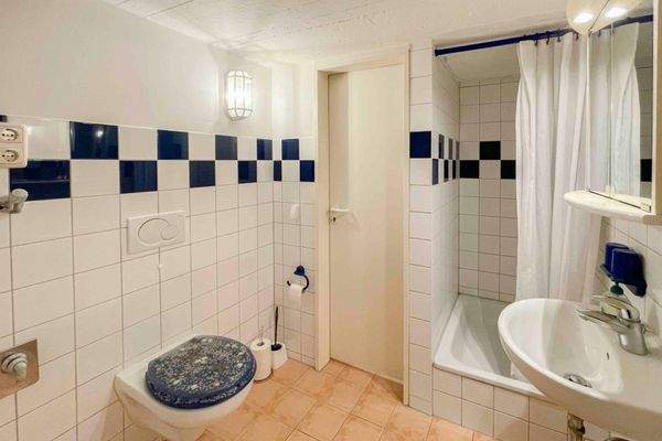 Bad_im_Untergeschoss