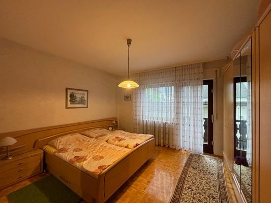 H 541 EG Schlafzimmer.jpg