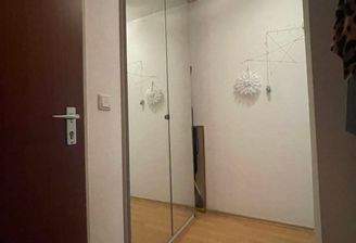 Einbauschrank im Flur 