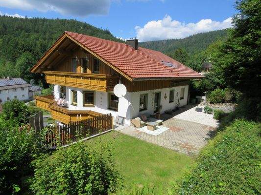 sehr ruhige und sonnige Lage 