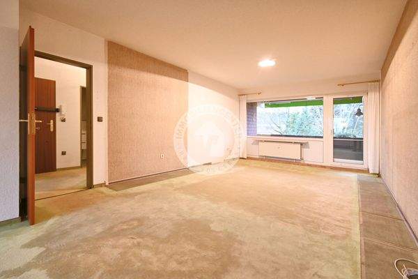 Das Wohn-/ Esszimmer (Blick 1) 