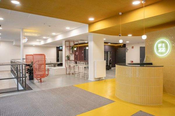 THE FIZZ Hamburg Hammerbrook 1.jpg