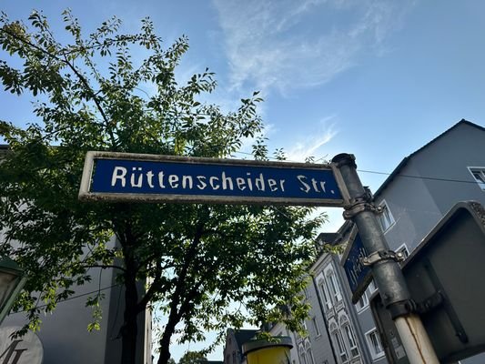 20241107 992 Straßenbeschilderung Rüttenscheider S