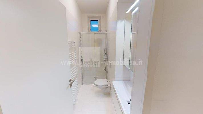 Miete-Wohnung-Neubau-top-eingerichtet-hochwertig-3-Zimmer-Terrasse