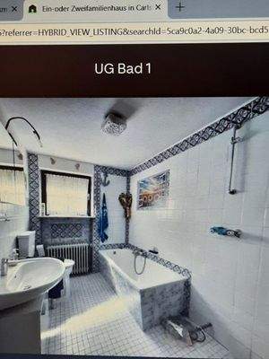UG Badezimmer mit Wanne