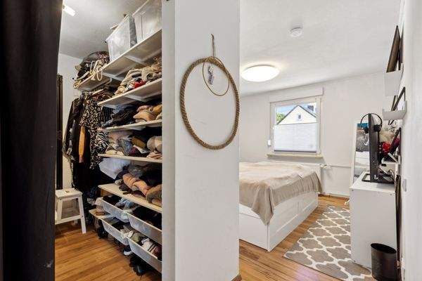 Ankleide mit Schlafzimmer OG