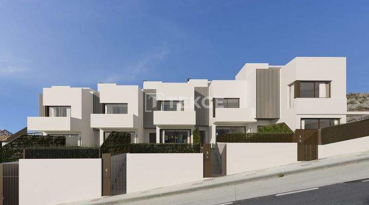 Beautiful Sea View Villas in Rincon de la Victoria Malaga