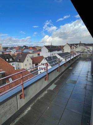 Dachterrasse mit Stadtblick