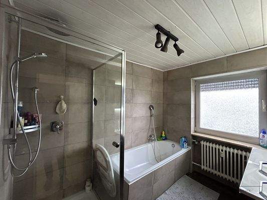 Badezimmer OG