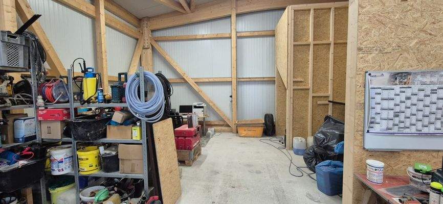 Vorbeirungsfläche/Abstellfläche