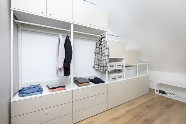 018_120 m_ Wohntraum begehbarer Kleiderschrank