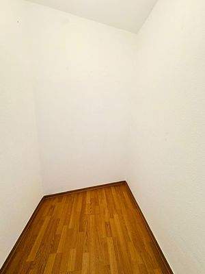 WhatsApp Image 2025-10-20 at 13.09.22(2)