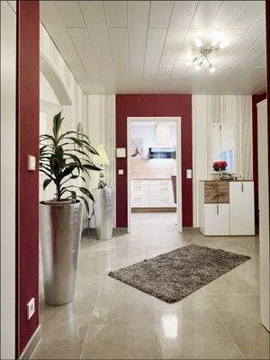 Flur und Eingangsbereich