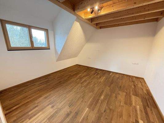 Großes Schlafzimmer