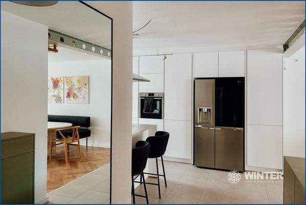 Küche mit Essbereich