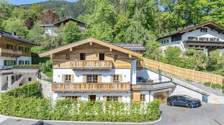 KITZIMMO-Luxusvilla in Toplage am Sonnberg kaufen - Immobilien Kitzbühel.