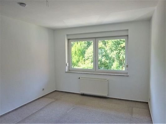 Schlafzimmer, vor Renovierung, jetzt neu, Laminat