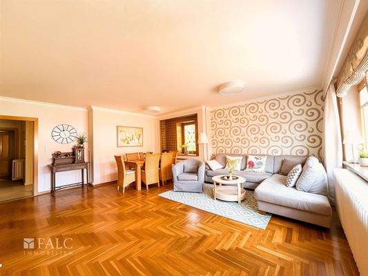 Wohnzimmer Hauptwph - Verbessert - (KI generiert)