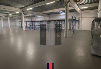 Halle Innenansicht 1 - Darstellung