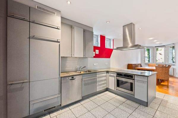 Küche mit Essbereich 