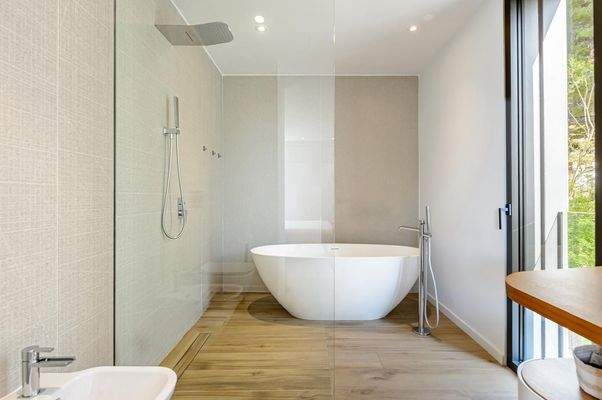 Bathroom in villa in Bendinat