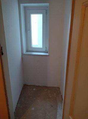 18-Abstellkammer im Treppenhaus.jpeg