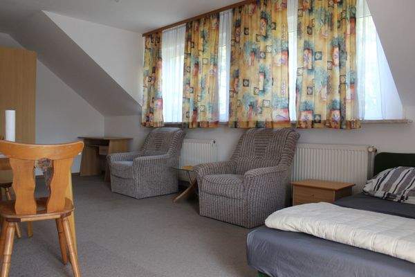 Dachgeschoss - Doppelzimmer (1)