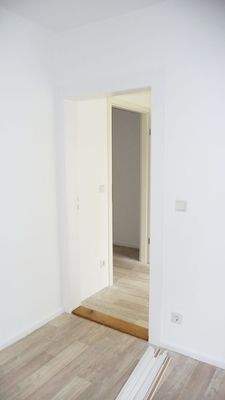 13 EG_Zi 0.4-Zi 04_Erker_F3.JPG