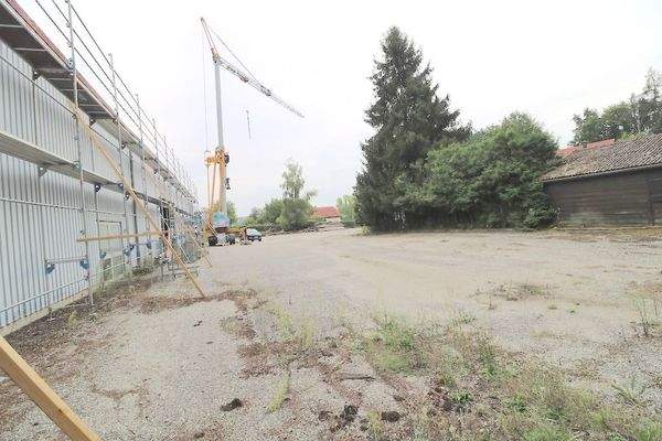 Außenfläche Blick von Westen