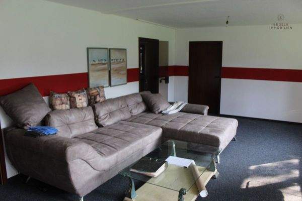 Wohnzimmer Bürotrakt