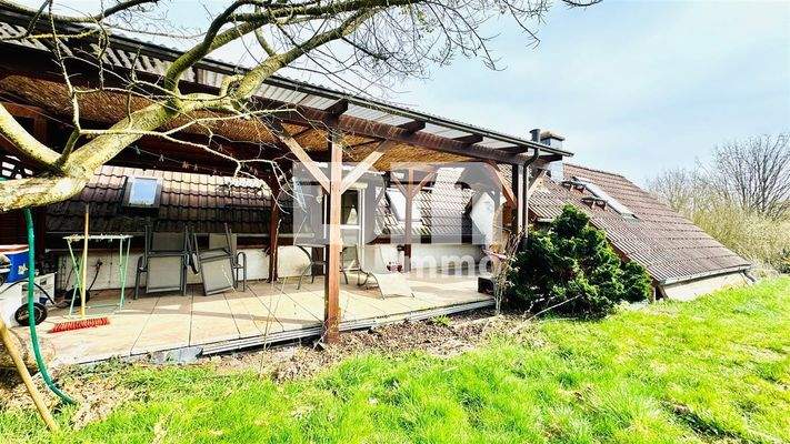 Rückansicht / Terrasse