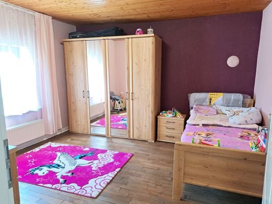 OG Schlafzimmer 2.jpg