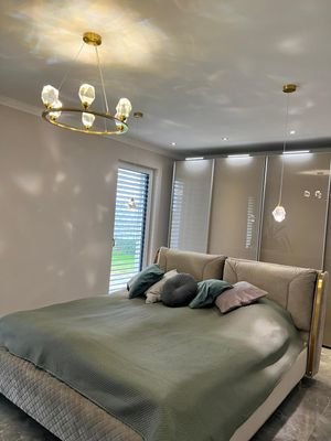 Schlafzimmer (2).JPG