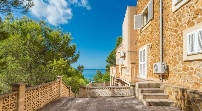 MG_7016-Edit-1740x960-c-center