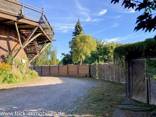 13-Zufahrt Parkplatz.JPG