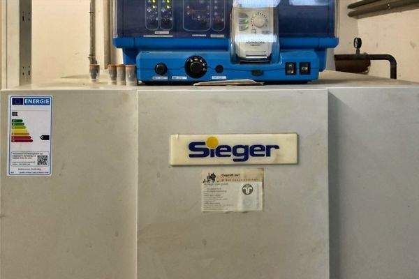 Ölheizung Sieger 90/396/EWGB23 BJ 2000