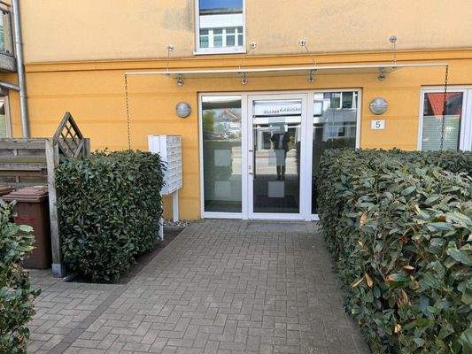 Zuwegung / Hauseingang