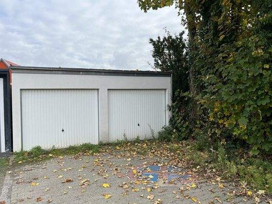 Garagen (2)