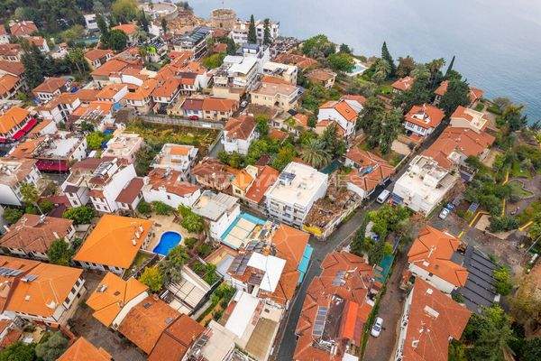 Boutique Hotel with 21 Rooms and Cafe in Old Town in Antalya