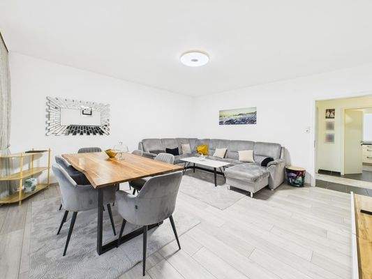 Wohn- und Essbereich 2