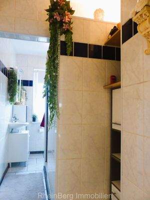 Tageslichtbad m Dusche2