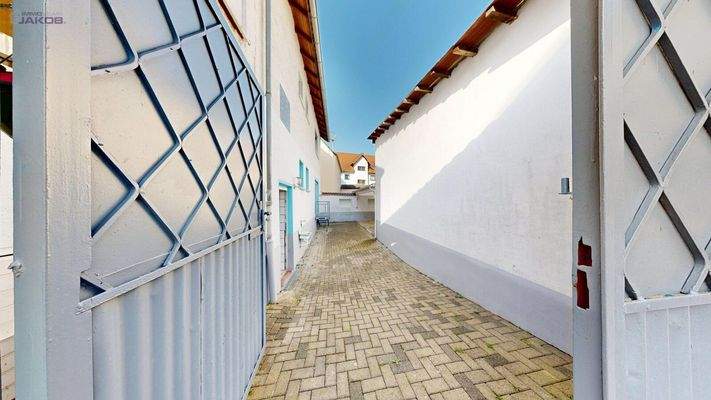 Außenbereich - Hofeingang 