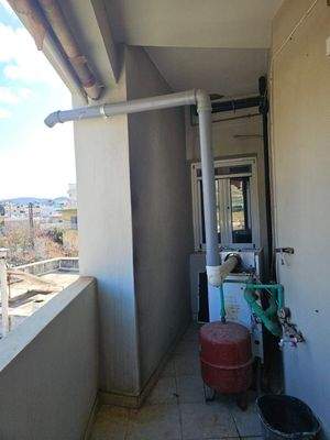 Kreta, Neapoli: Geräumige Wohnung zu verkaufen