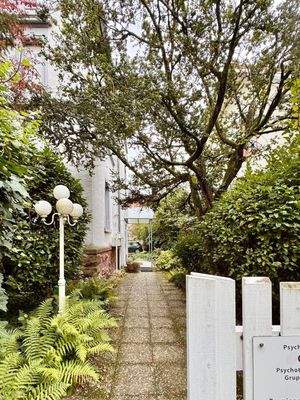 Zugang zum Eingangsbereich