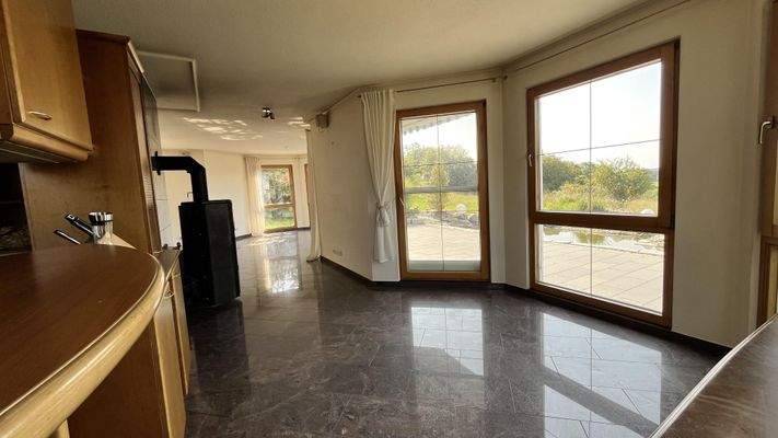 Essbereich - Blick zur Terrasse