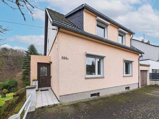 Familienfreundliches Einfamilienhaus in VK-Lauterbach