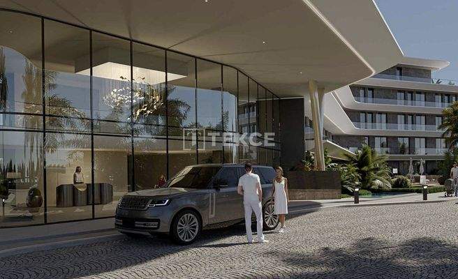 Sea-View Villas with Pools Right by the Beach in Çeşme