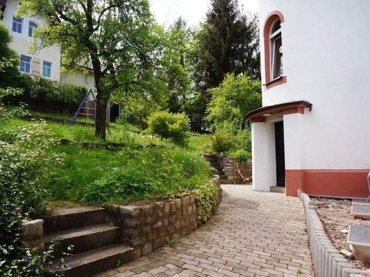 Zugang Garten mit Gemeinschaftsnutzung