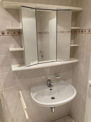 Bad (Bsp.-Foto aus vergleichbarer Wohnung)